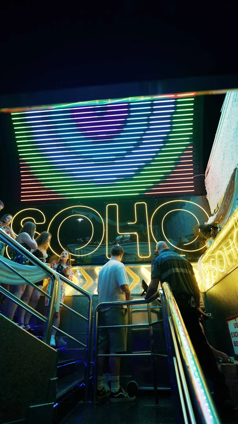 A night out at Soho, photo 4 of 9